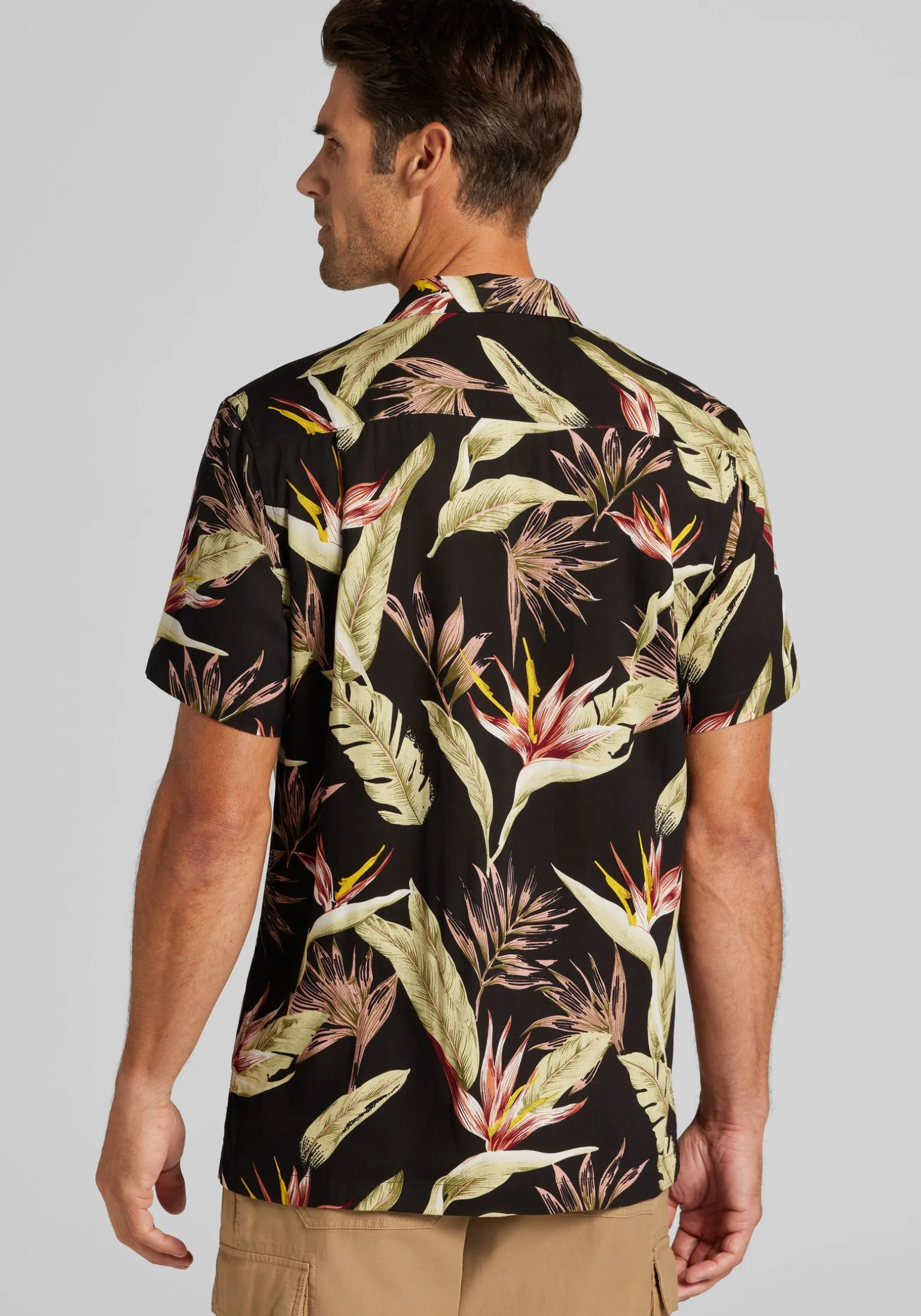 1905 Collection Tailored Fit Tropical Floral Short Sleeve Hawaiian Camp Shirt CLEARANCE