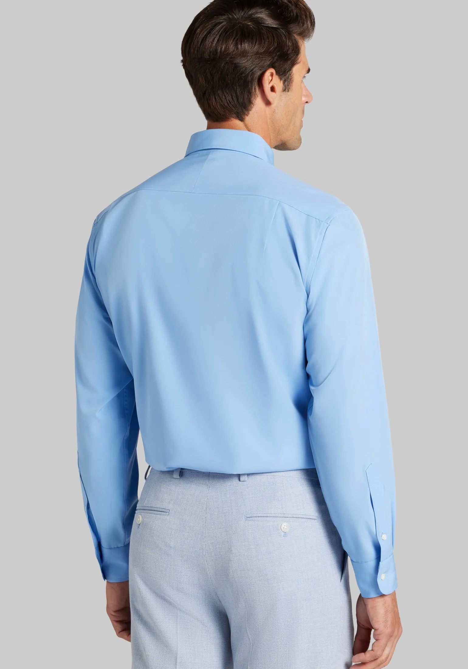 1905 Collection Traditional Fit Spread Collar Solid 4-Way Stretch Dress Shirt