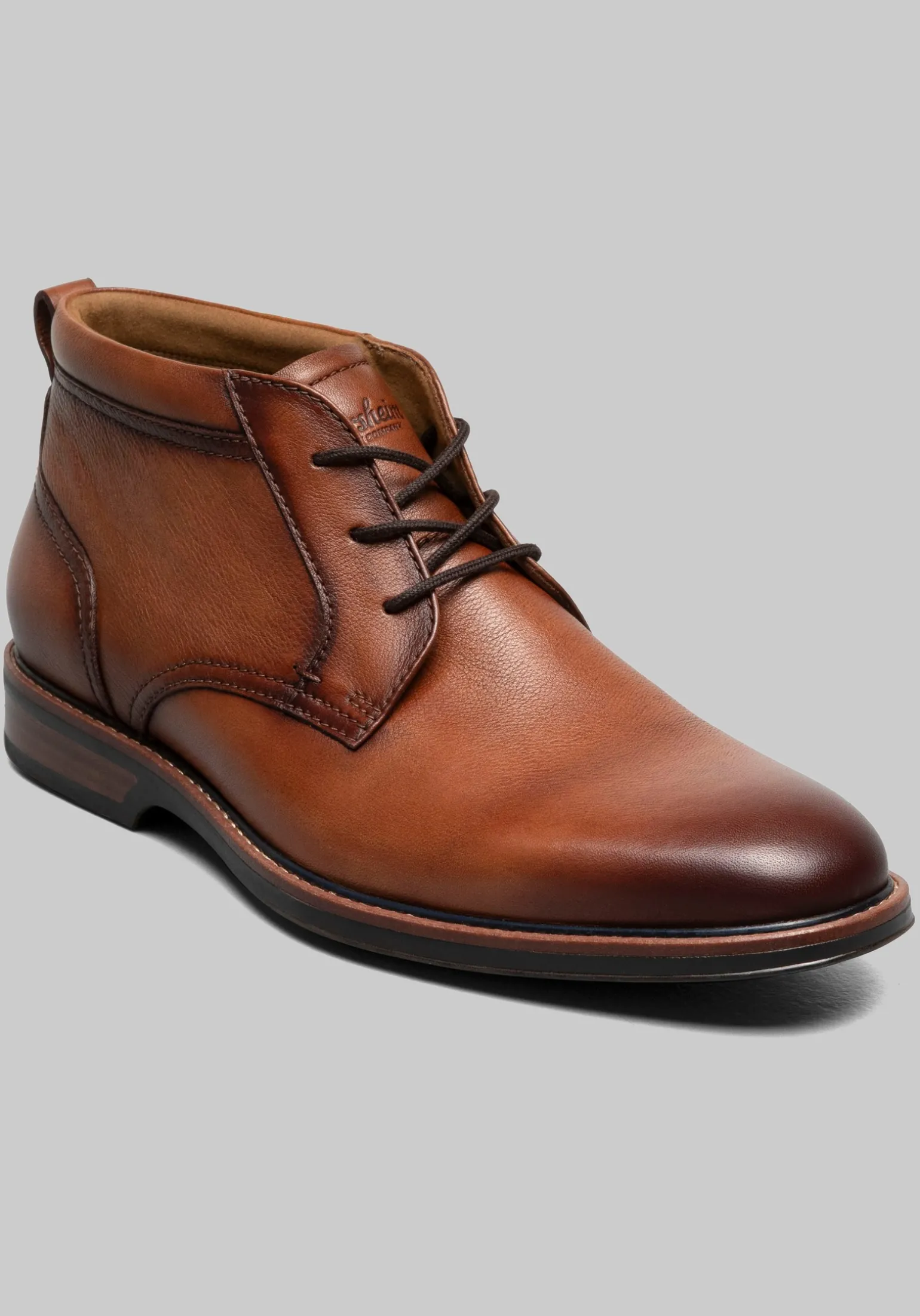 Florsheim Plain Toe Chukka Boots