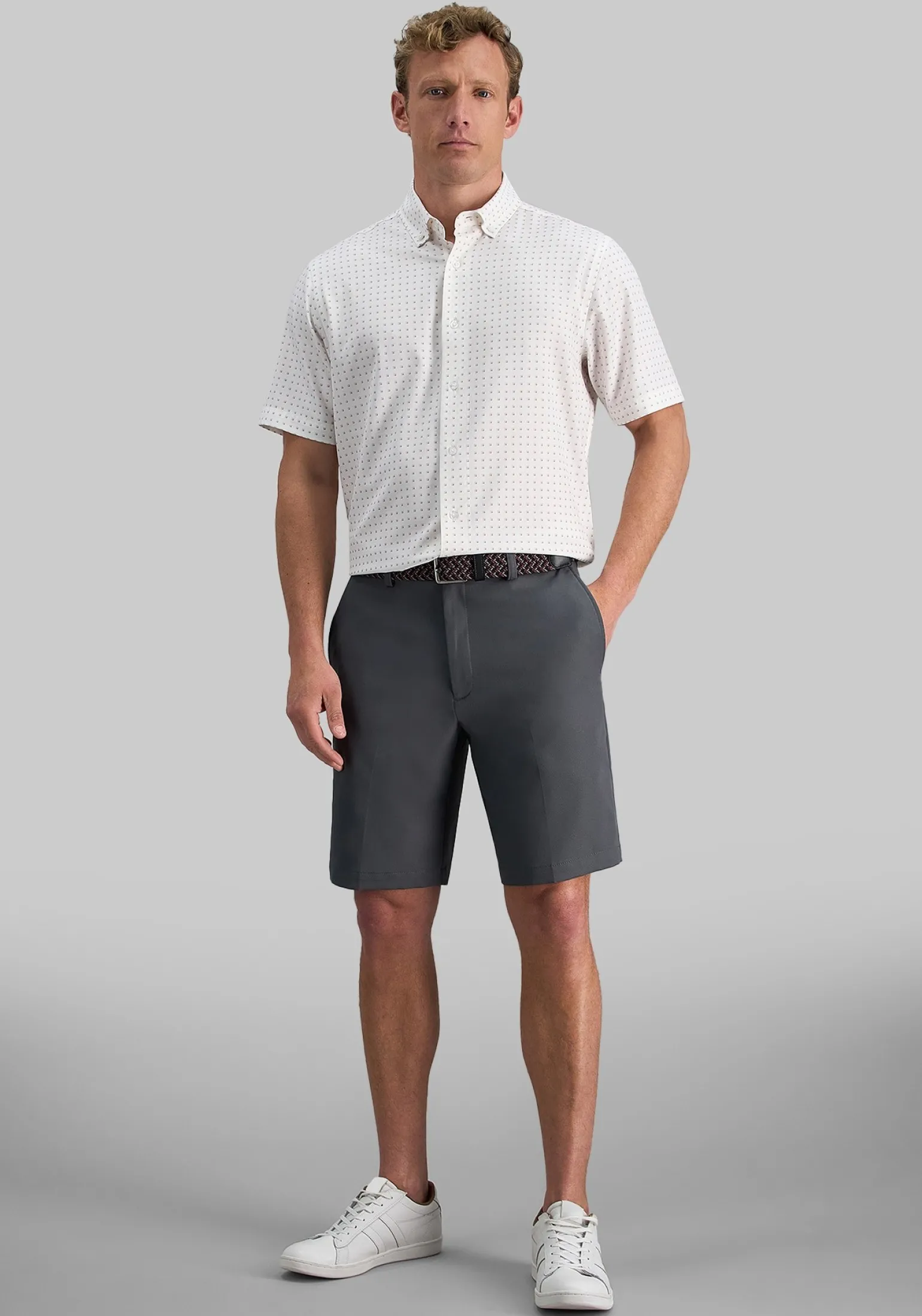 Haggar COOL 18® Pro Straight Fit Performance Golf Shorts 9.5''