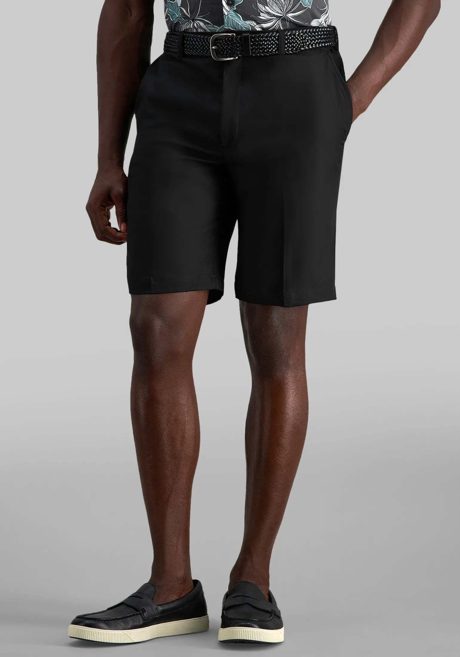 Haggar COOL 18® Pro Straight Fit Performance Golf Shorts 9.5''