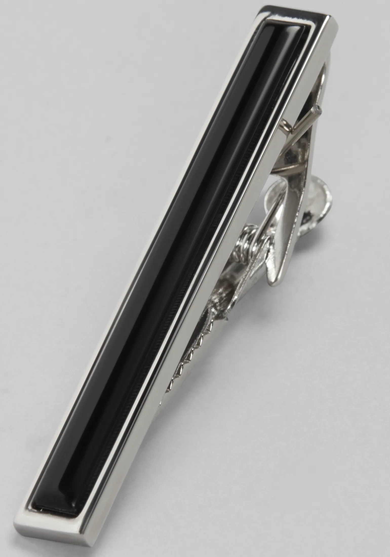 Jos. A. Bank Raised Glass Tie Bar