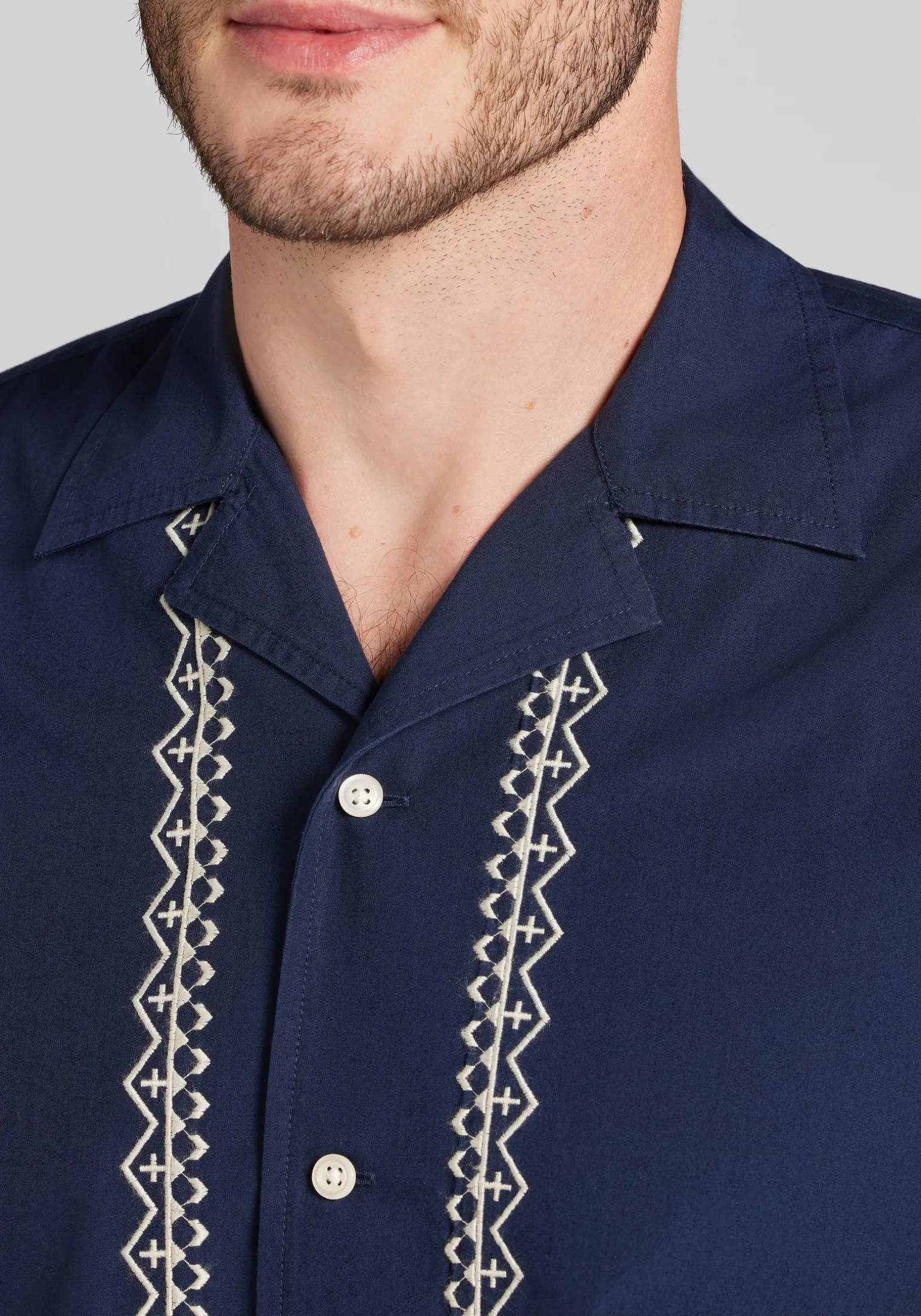 Jos. A. Bank Tailored Fit Border Embroidered Short Sleeve Button Up Shirt