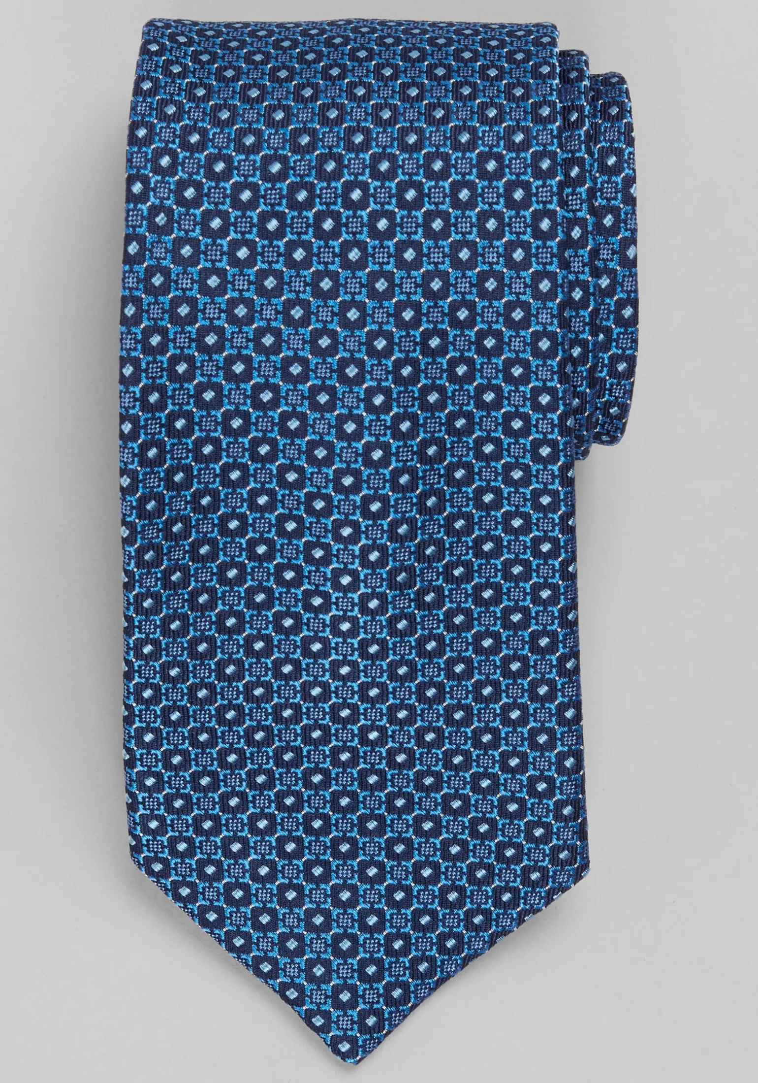 Reserve Collection Squares on Squares Tie