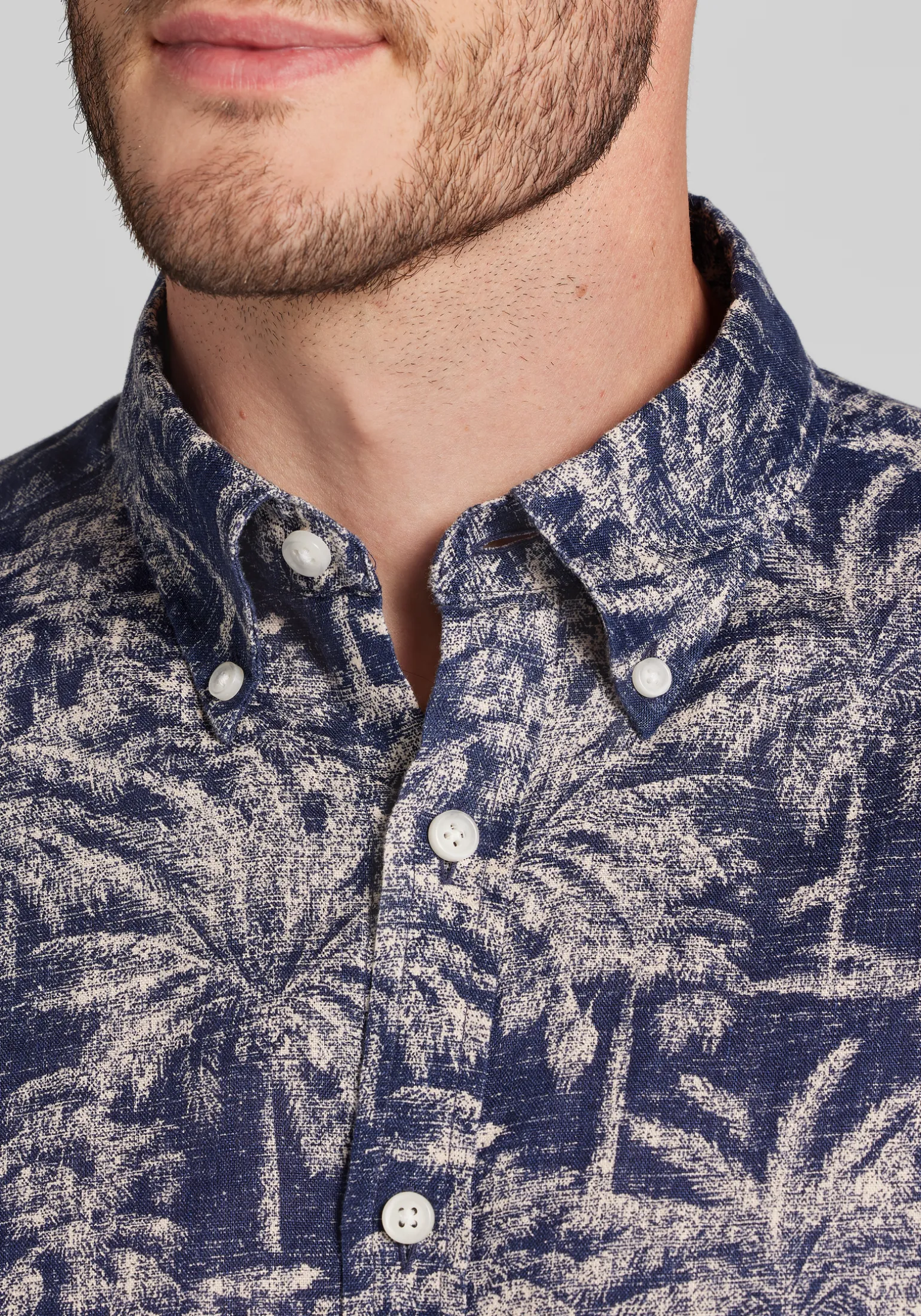 Reserve Collection Tailored Fit Faded Palm Tree Linen Button Up Shirt CLEARANCE