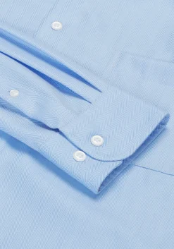 Reserve Collection Traditional Fit Spread Collar Herringbone Dress Shirt