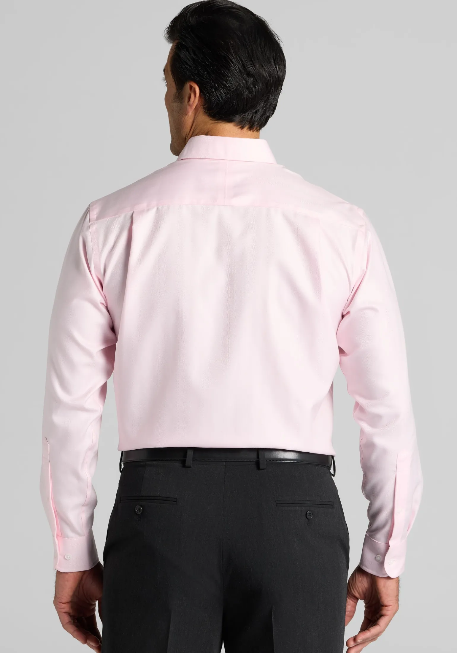 Reserve Collection Traditional Fit Spread Collar Herringbone Dress Shirt