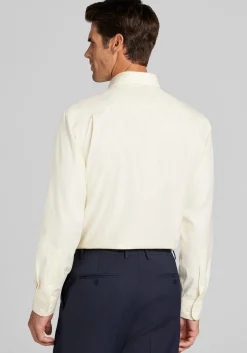 Reserve Collection Traditional Fit Spread Collar Solid Dress Shirt
