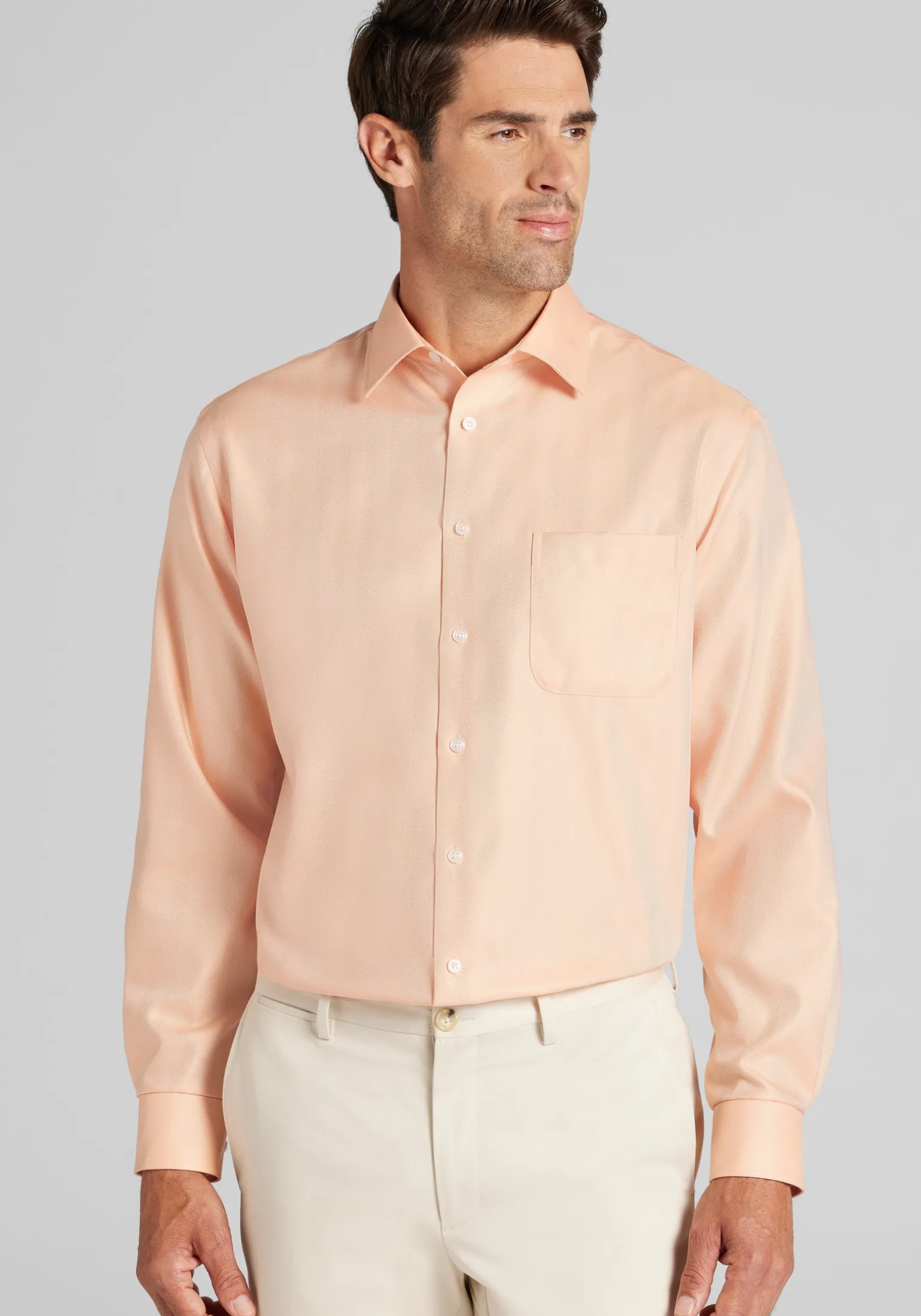 Reserve Collection Traditional Fit Spread Collar Solid Dress Shirt