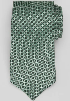 Traveler® Collection Diamond Dots Geo Tie