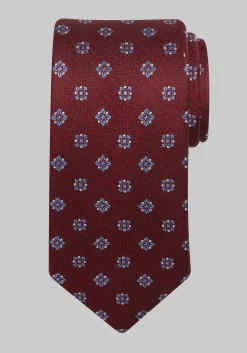 Traveler® Collection Floral Medallion Tie