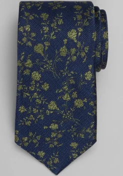 Traveler® Collection Floral Tie