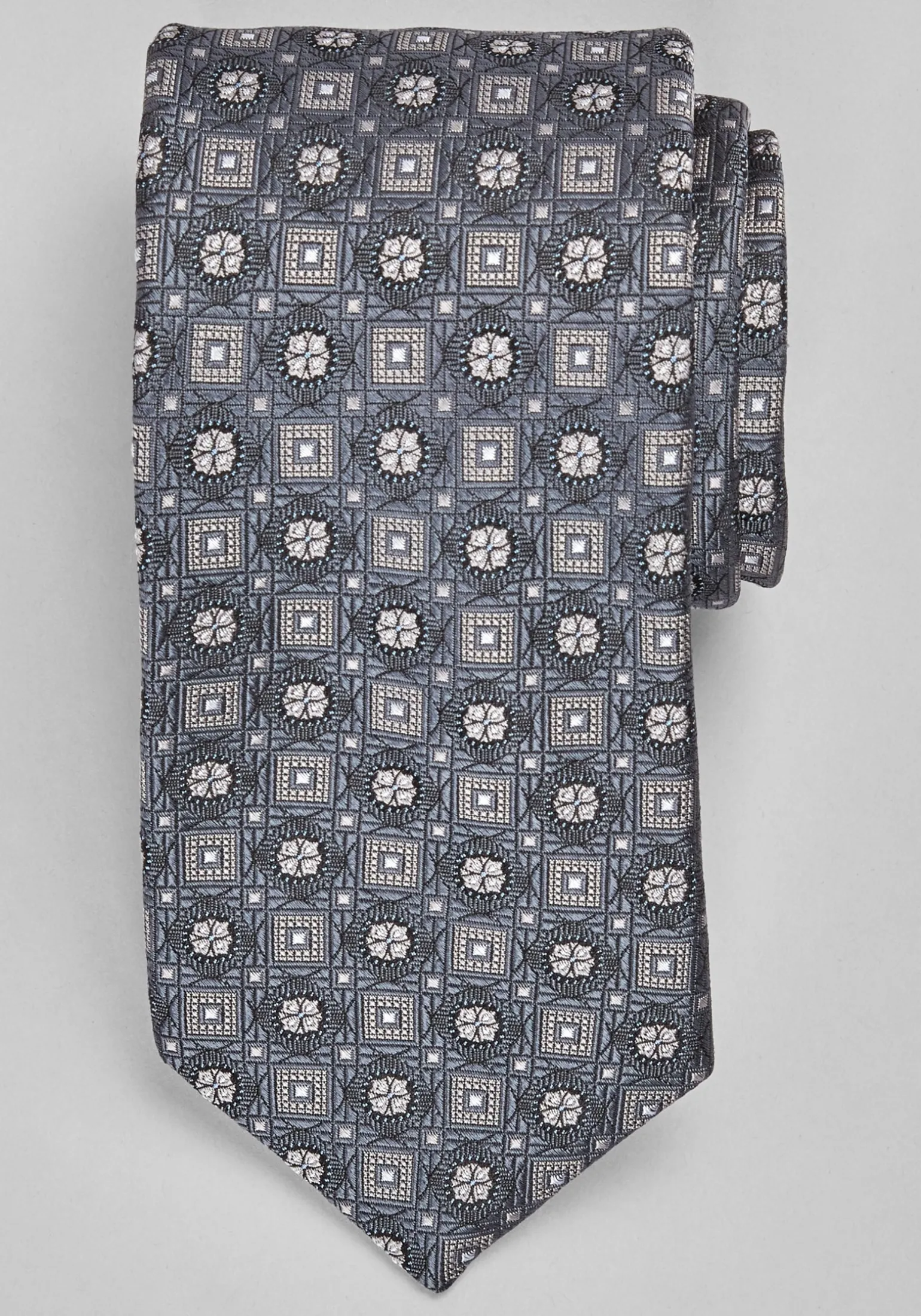 Traveler® Collection Medallion Tie
