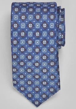 Traveler® Collection Medallion Tie