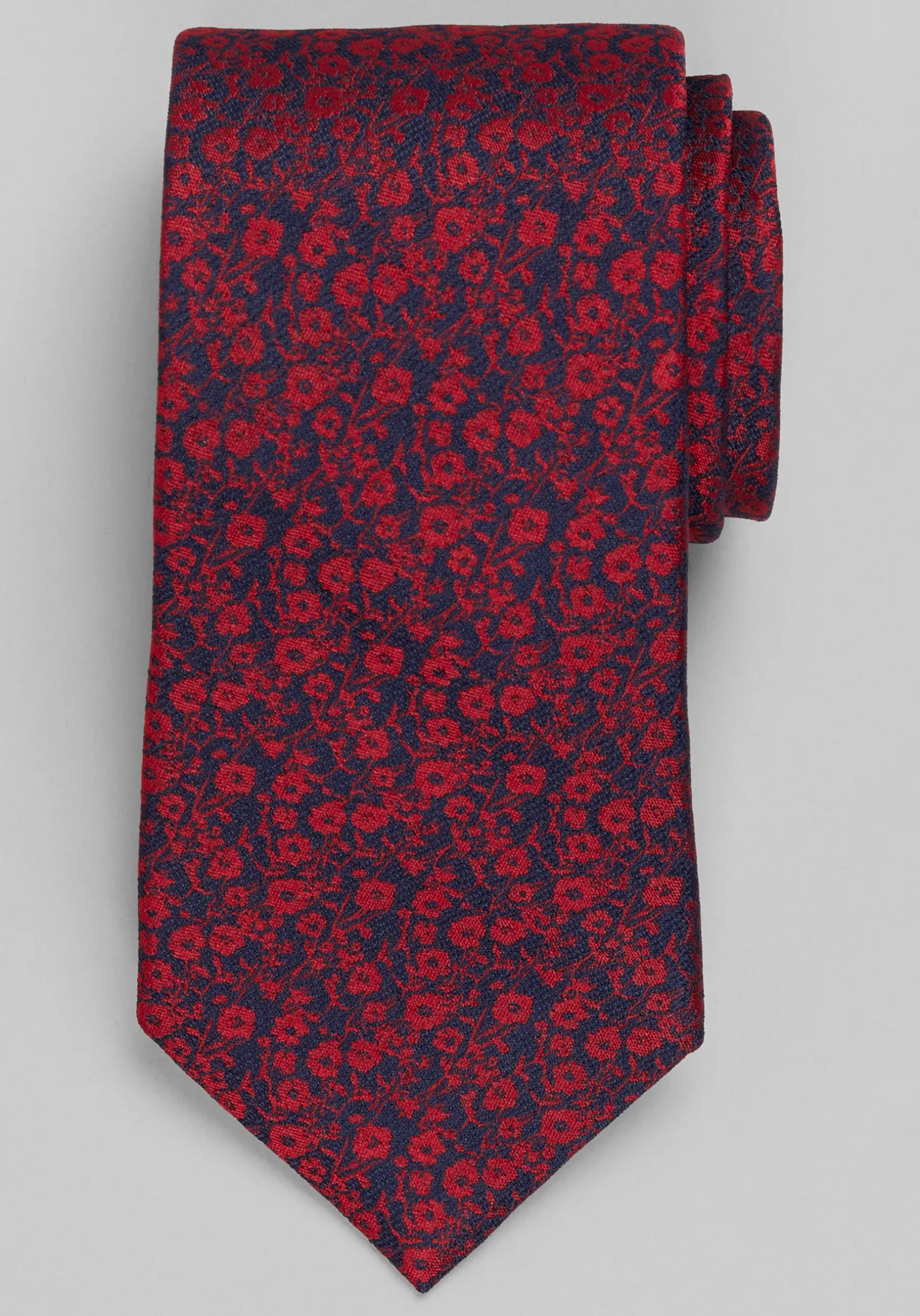 Traveler® Collection Minimono Floral Tie