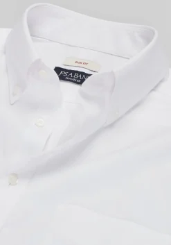 Traveler® Collection Slim Fit Button-Down Collar Solid Dress Shirt