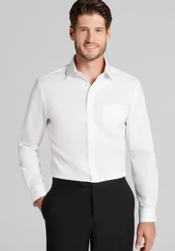 Traveler Collection Slim Fit Spread Collar Solid Dress Shirt