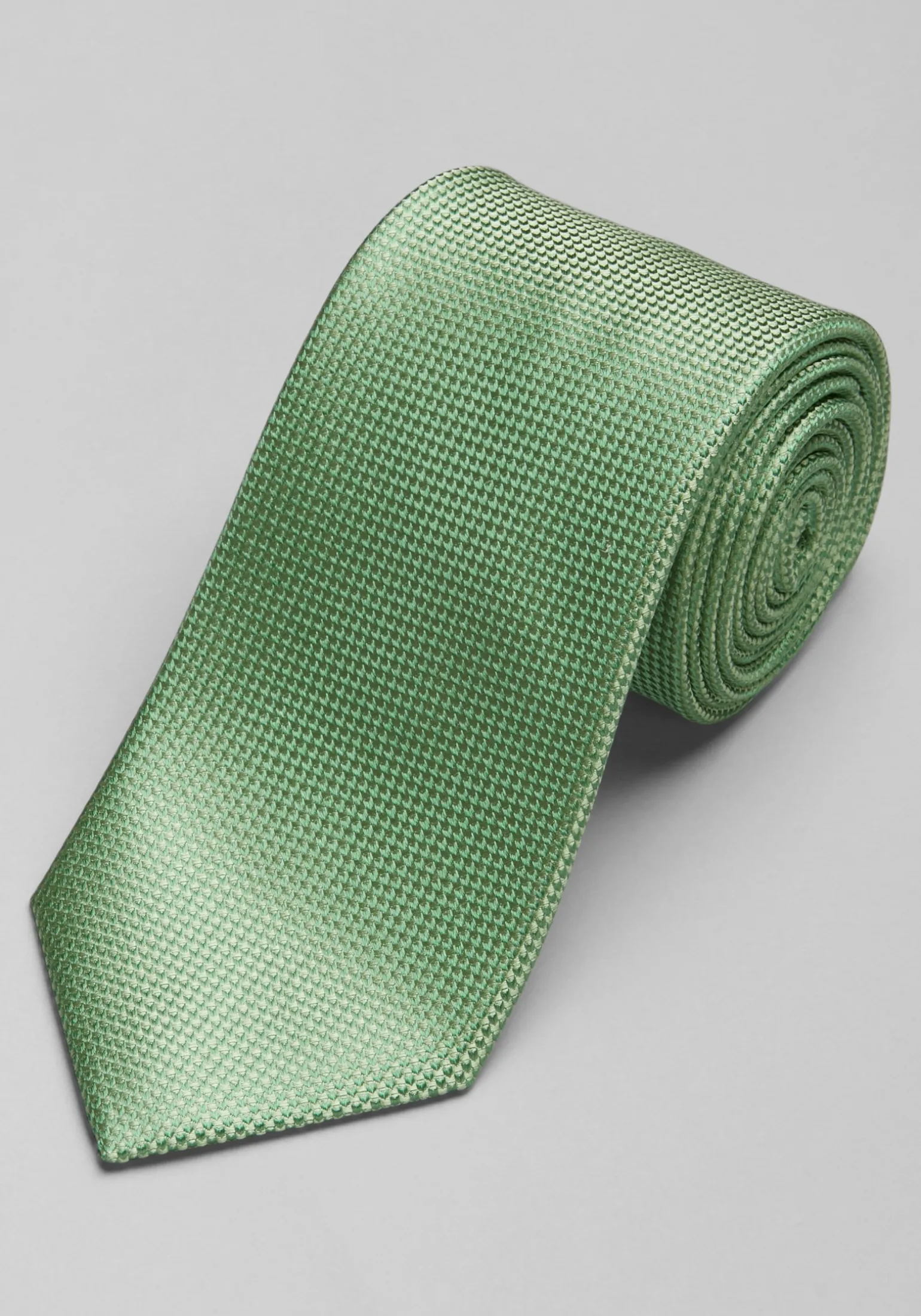 Traveler® Collection Solid Tie