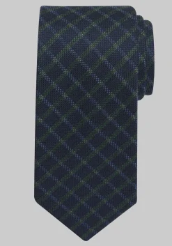 Traveler® Collection Textured Plaid Tie