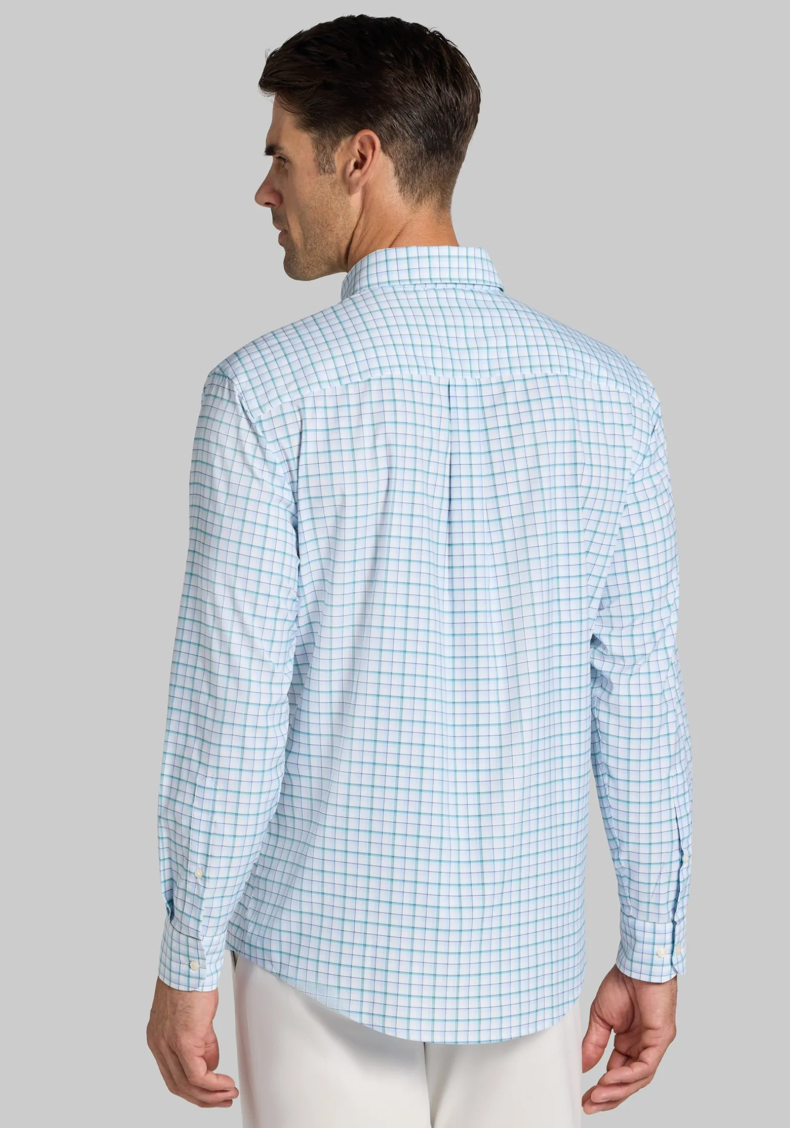 Traveler® Performance Tailored Fit Medium Grid Button Up Shirt