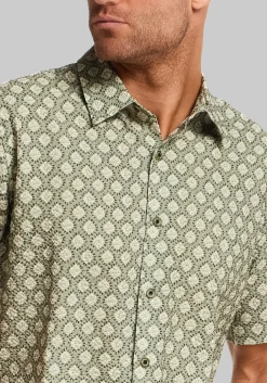 Vintage & Black Traditional Fit Medallion Seersucker Short Sleeve Shirt