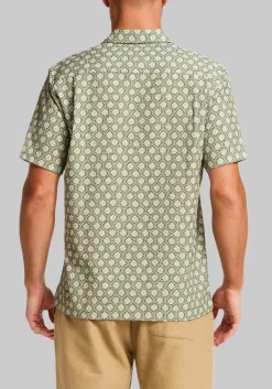 Vintage & Black Traditional Fit Medallion Seersucker Short Sleeve Shirt