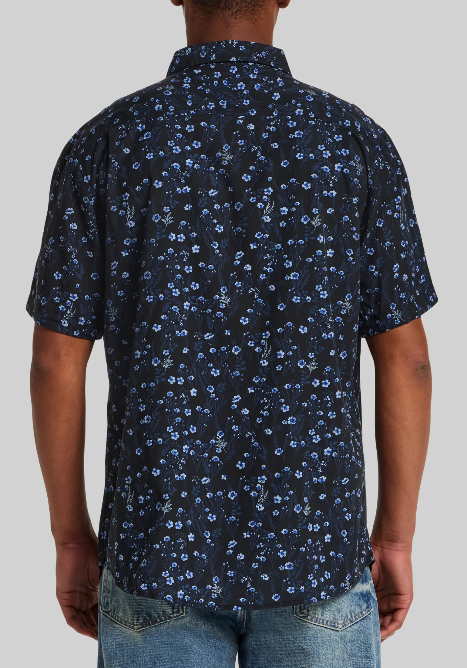 Weatherproof Vintage Traditional Fit Small Floral Poplin Button Up Shirt