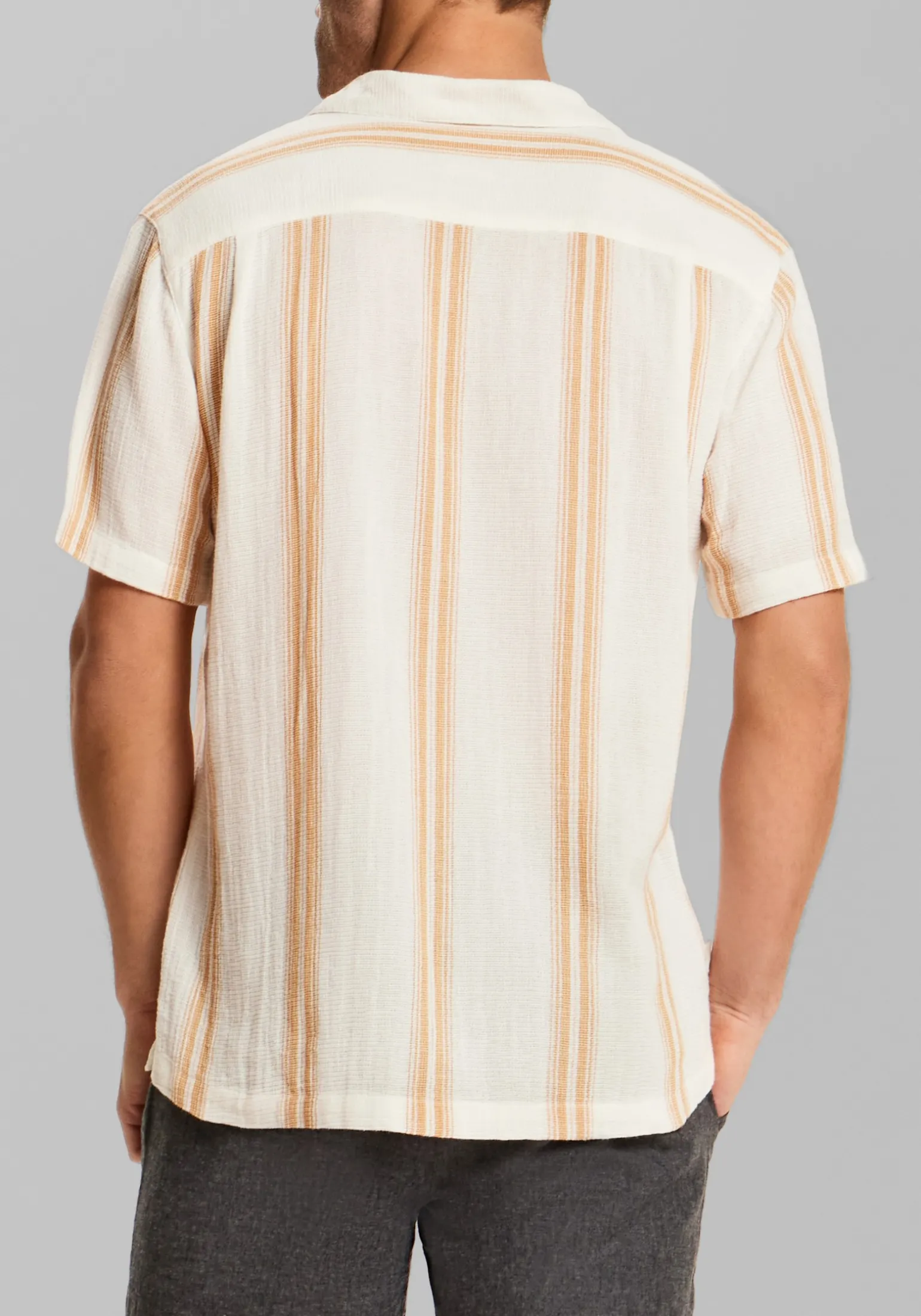 Weatherproof Vintage Traditional Fit Vertical Stripe Airtex Button Up Shirt