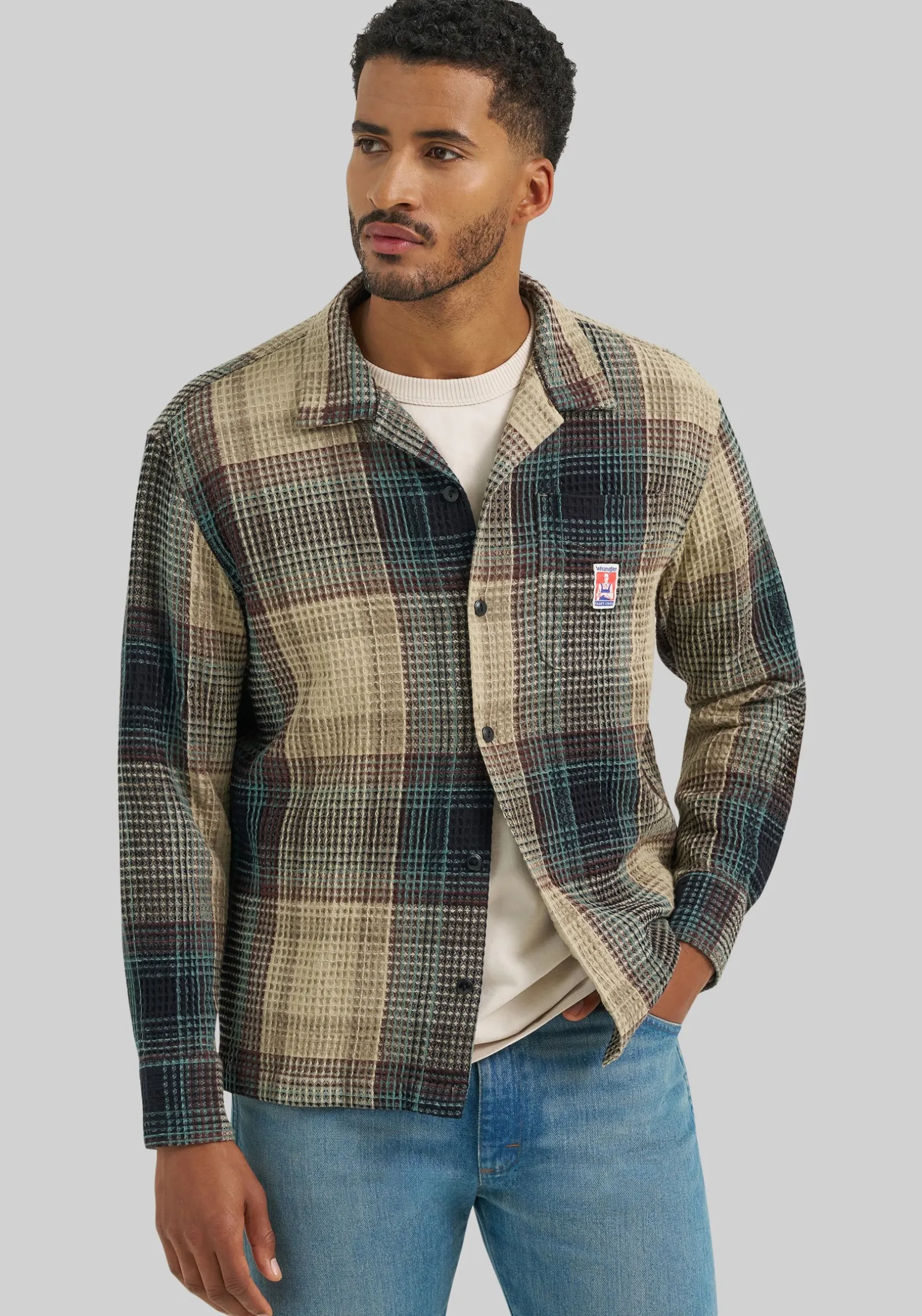 Wrangler Tailored Fit Casey Jones Resort Shirt